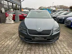Skoda Superb 2.0 TDI Combi LK*ACC*SHZ*RFK*PANO*LEDER Bild 2