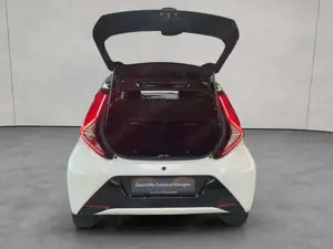 Toyota Aygo X x-final /Allwetter/Klimaauto./Rückfahrk. Bild 5