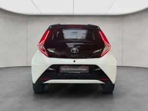 Toyota Aygo X x-final /Allwetter/Klimaauto./Rückfahrk. Bild 4