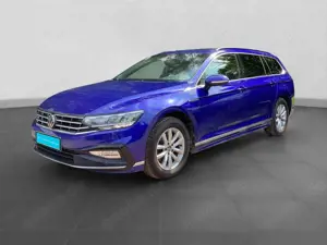 Volkswagen Passat Variant 2.0 TDI DSG R-LINE PANO NAVI AHK Bild 2