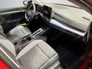 Volkswagen Golf Life 1,5 l eTSI OPF 150 PS DSG7 Bild 4