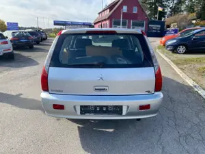 Mitsubishi Lancer Lancer Kombi Kombi 2.0 Sport*Klima*Kein TÜV Bild 4