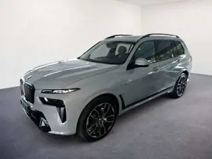 BMW X7 xDrive 40d M SPORT PRO /AHK/22Z/HK/PANO/7-SI