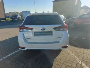 Toyota Auris Touring Sports 1.8 Hybrid Team D Bild 4