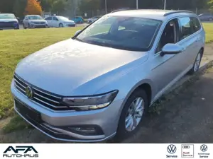 Volkswagen Passat Variant 2.0 TDI Business Navi*LED*ACC*RFK Bild 1