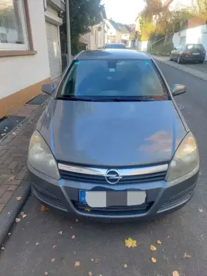 Opel Astra Astra 1.9 CDTI Edition