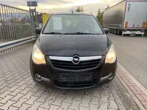 Opel Agila Edition Bild 3
