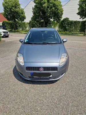 Fiat Grande Punto 1.4 8V Dynamic (01.2007->) Bild 2