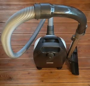 Staubsauger: Miele S 5211 EcoLine green   1300 Watt max.  Bild 9