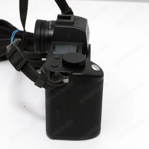 Leica SL2-S mit 3 Akkus Bild 2