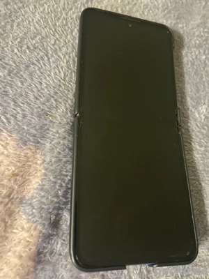 verkauft wird hier ein samsung flip 5