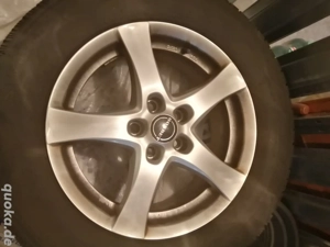 4 Alufegen mit Winterbereifung 