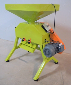 Walzenquetsche für Getreide AJAX Z01 0(3 kW), Kostenlose Liferung