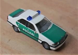 Wiking Mercedes C-Klasse Polizei-Einsatzfahrzeug mit Stern 1:87