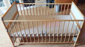Kinderbett 70x140 cm höhenverstellbar mit neuer Matratze