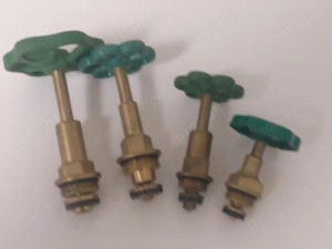 Oberteile für Abstellventile 3 4" und 1 2" + Entleerungsventile