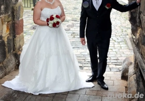 Brautkleid