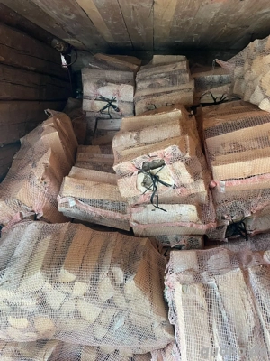 Verkauf von trockenem Birkenholz und Mischholz