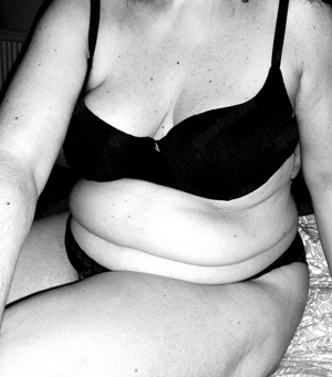 Ehepaar sucht netten ihn zum Sehen, zeigen , streicheln.