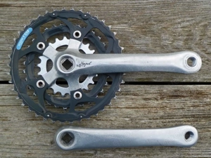 SUGINO IMPEL XD Triple-Kurbel CSSII 42-32-22. Prima Zustand!