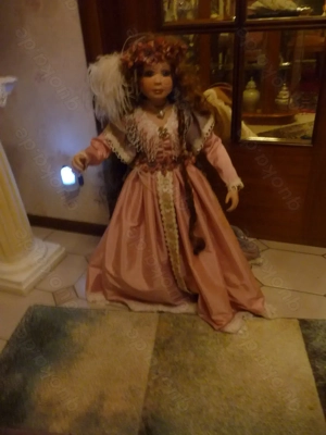 neuwertige Künstlerpuppen, Puppenwagen, Porzelan, aus noblem Nachlass, alles teuere Einzelstücke