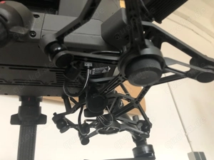 DJI Matrice 300 RTK Industriedrohne Bild 2