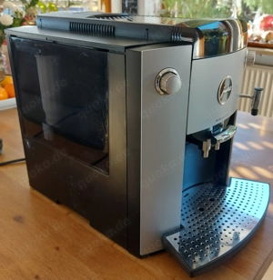 Kaffee-Vollautomat Jura Impressa F70 Bild 4