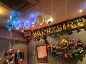 * Bar exklusiv mieten zum Geburtstag feiern minibar in München *