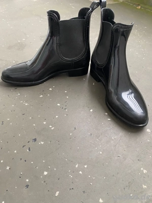 Stiefel von Lemon Jelly