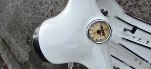 Vespa 50 Rundlicht  Bild 5