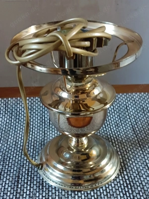 Tischleuchte aus Messing ohne Lampenschirm