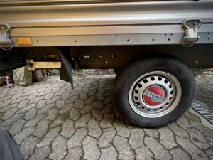 SySTEMA Plattform-Hochlader 1300 kg Einachser, 100km h gebremst Bild 9