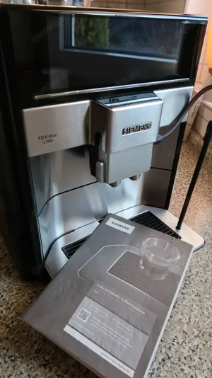 Kaffee-Vollautomat "Siemens EQ 6 plus s 700"