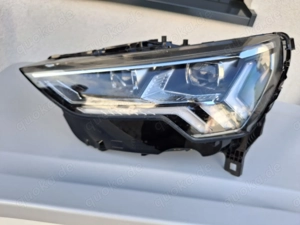 Audi Q3 Matrix LED Scheinwerfer links Original, Kratzer!!!