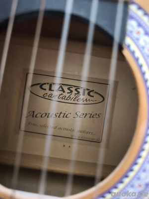 2 Gitarre mit Zubehör 