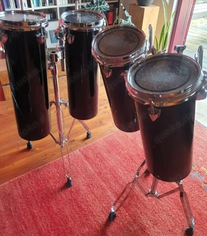 Octoban-Set mit TomStändern