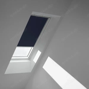 Velux Verdunkelungsrollo DKL S06 1100S Dunkelblau,Schiene alu