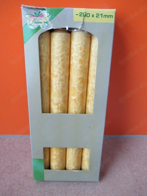 diverse Kerzen aus Wachs