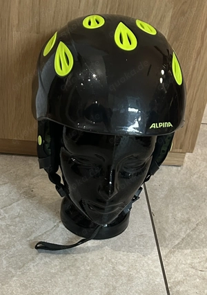 Kinder Skijacke   Gr 140  Kinderskihelm Alpina  Gr51-54  Skihose Gr 146-152