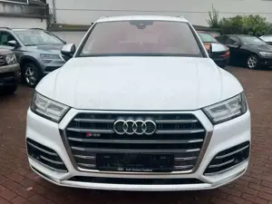Audi SQ5 3.0 TDI quattro*ACC*TOTWINKEL*SPURHALTE* Bild 2