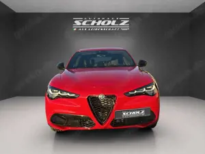 Alfa Romeo Stelvio MY23 Competizione 2.0 Turbo 16V 206kW (2 Bild 2