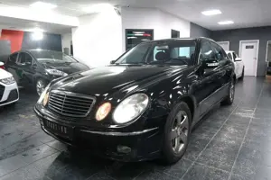 Mercedes-Benz E 240 *Avantgarde*Xenon*Automatik*1Hand*TÜV*