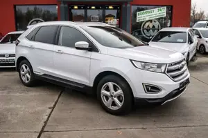 Ford Edge Titanium 4x4 LEDER NAVIGATION KAMERA PDC 19 Bild 5