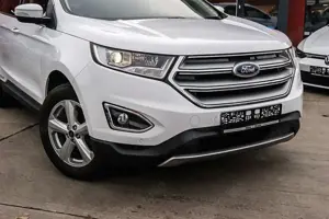 Ford Edge Titanium 4x4 LEDER NAVIGATION KAMERA PDC 19 Bild 3