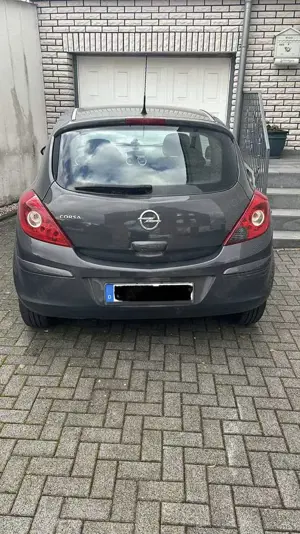 Opel Corsa 1.2 16V Energy Bild 3