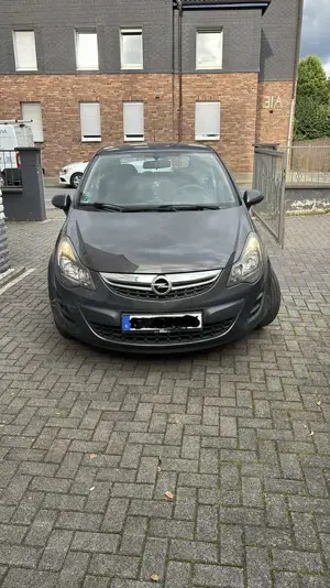 Opel Corsa 1.2 16V Energy Bild 2