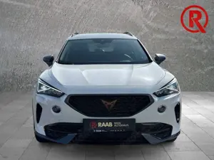 CUPRA Formentor 1.5 TSI Navi SHZ Mehrzonenklima AHK-klappbar Keyle Bild 2