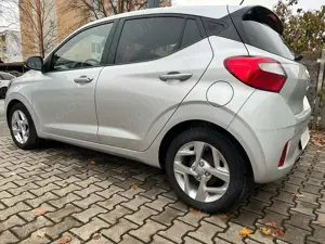 Hyundai i10 i10 1.0 Connect,Super Ausstatt.,Navi,Kamera,Sitzh. Bild 4