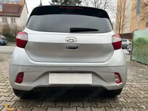 Hyundai i10 i10 1.0 Connect,Super Ausstatt.,Navi,Kamera,Sitzh. Bild 3