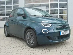 Fiat 500e Icon, 44 KW, Navi, Sitzheizung etc.
